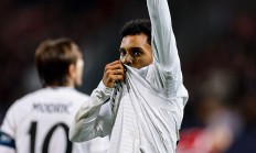 爱游戏亚洲官网-博特内廷头槌破门，皇马晋级欧冠半决赛