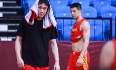 爱游戏app下载地址-关于上海队在全国篮球锦标赛中打出团战，被誉为球迷泪目的信息