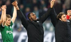 爱游戏教练-突破瓶颈！沙尔克全力以赴，取得关键胜利的简单介绍