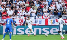 爱游戏app-瑞士队惊险战胜英格兰，逆袭晋级