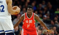 爱游戏官网登录网址-包含火箭主场难守，管理层或加强引援的词条