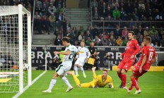 爱游戏vip注册-包含柏林赫塔在与门兴格拉德巴赫的比赛中拿到积分的词条