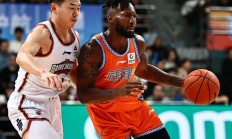 爱游戏平台-国际顶尖球员将参加重要篮球赛事的简单介绍