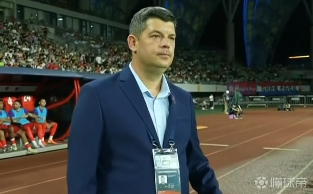 亚眠球员表现出色,助球队逆转胜利的简单介绍 亚眠球员表现出色,助球队逆转胜利的简单介绍