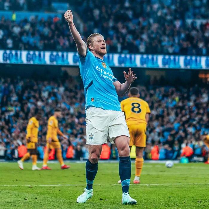 关于狼队再负一城，积分榜上有所回落的信息