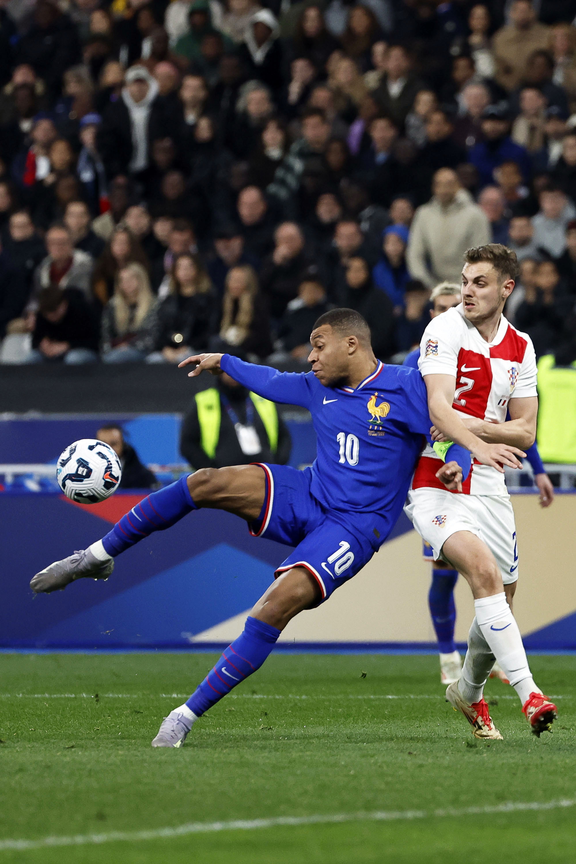 欧国联赛中各队实力拮据，竞争异常激烈的简单介绍