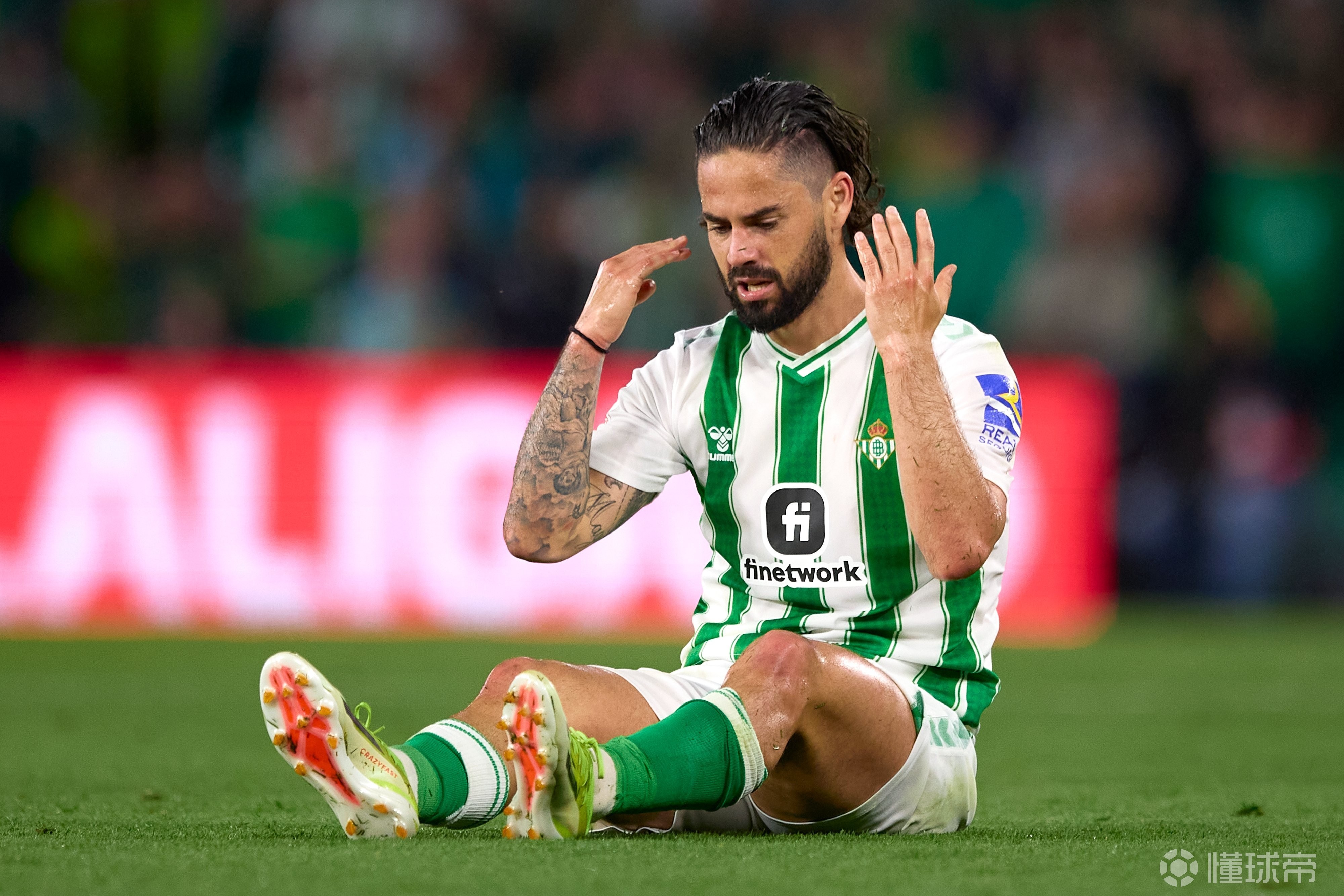 贝蒂斯队员表现出色,助球队夺得关键胜利 贝蒂斯队员表现出色,助球队夺得关键胜利