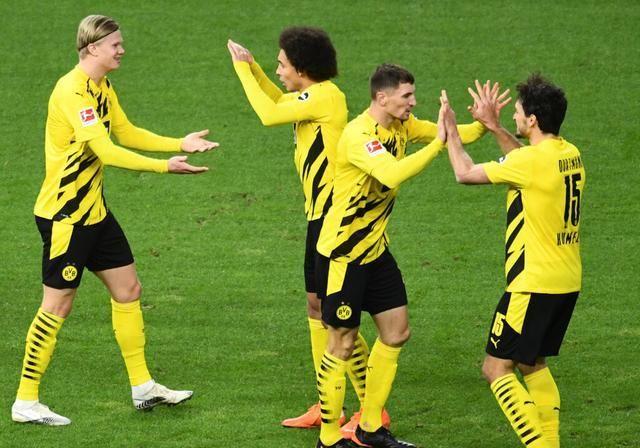 柏林赫塔主场告负，遭遇双杀