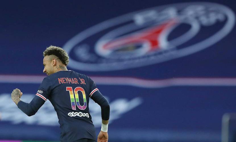 巴黎圣日耳曼防线脆弱,主帅需加强布阵 巴黎圣日耳曼防线脆弱,主帅需加强布阵