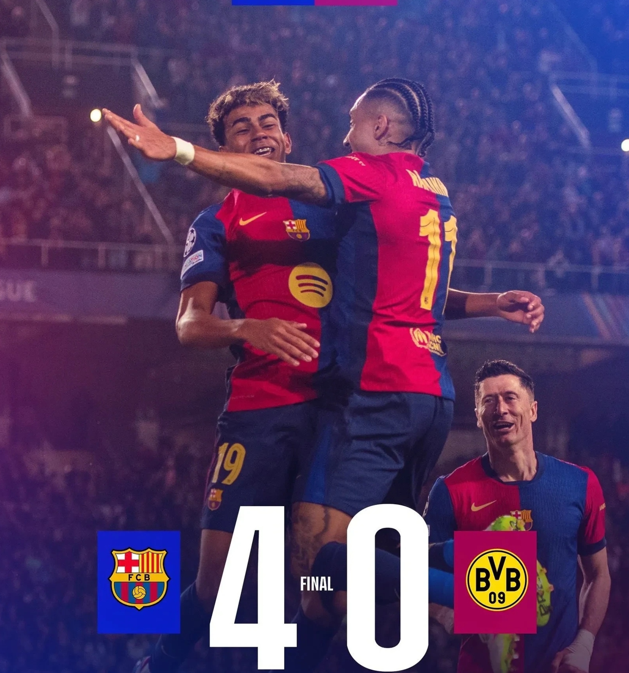 多特蒙德主场大胜，追平领头羊