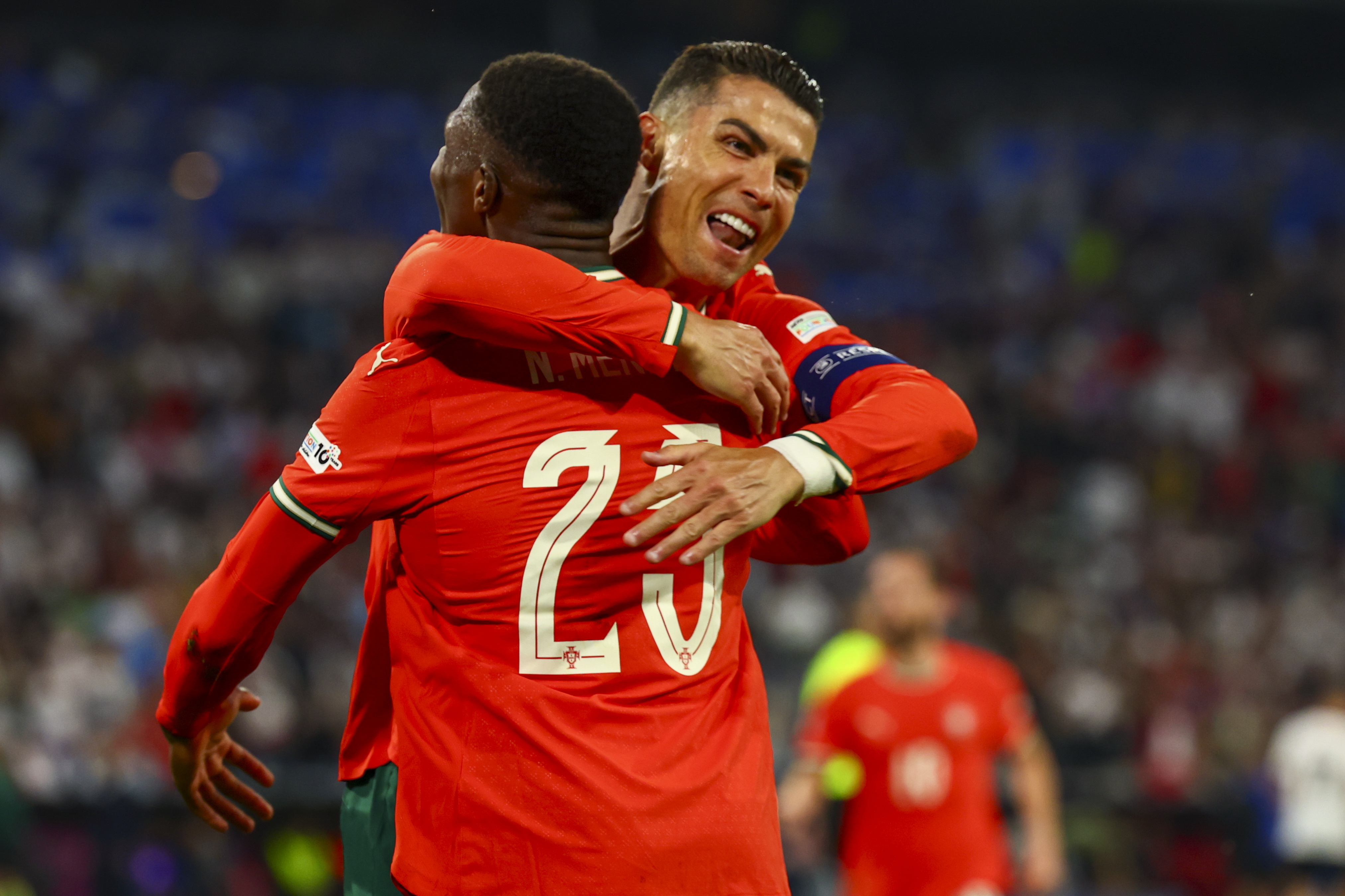 葡萄牙女足击败对手，取得胜利