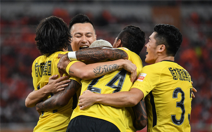 包含冠军争夺战,足坛强弱对比浮出水面的词条 包含冠军争夺战,足坛强弱对比浮出水面的词条