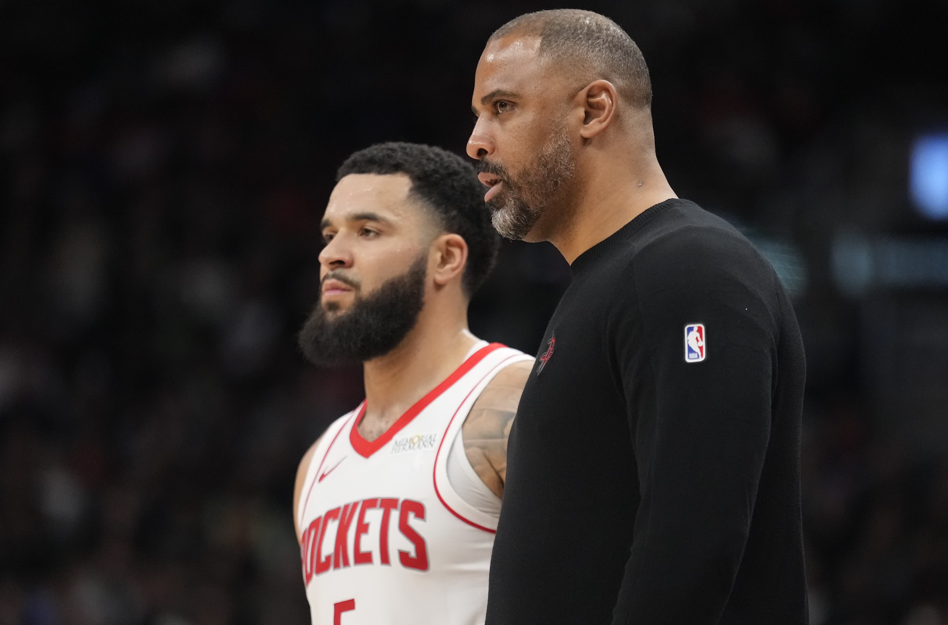 火箭势不可挡击败森林狼，继续追赶