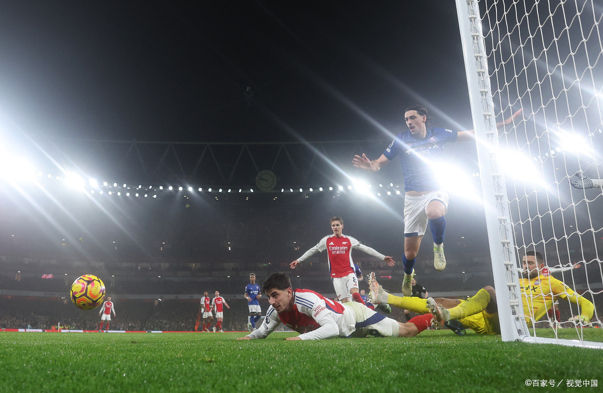 球队在比赛中展现出了强大的统治力