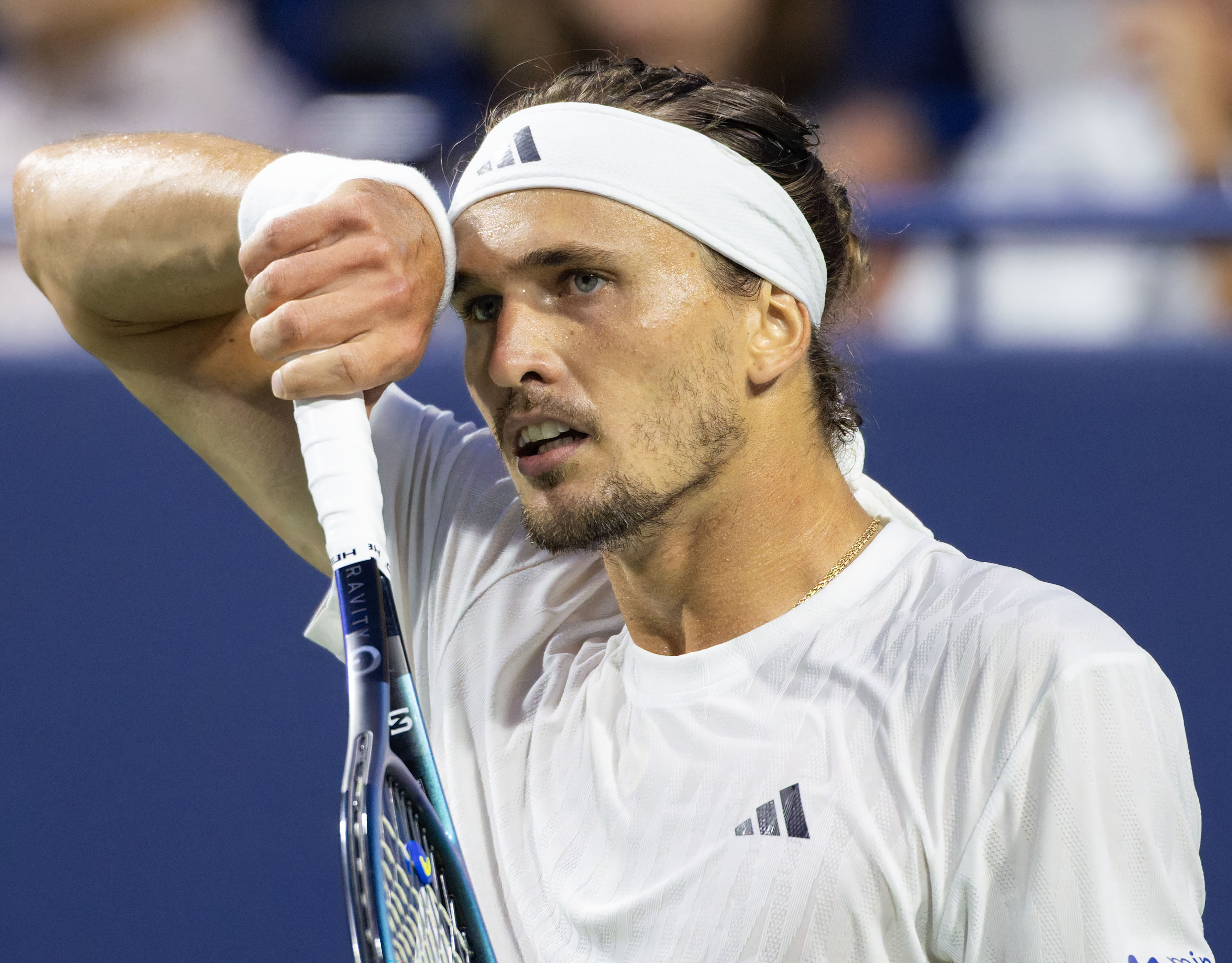 加拿大球员在国际赛事中实现突破成绩斐然