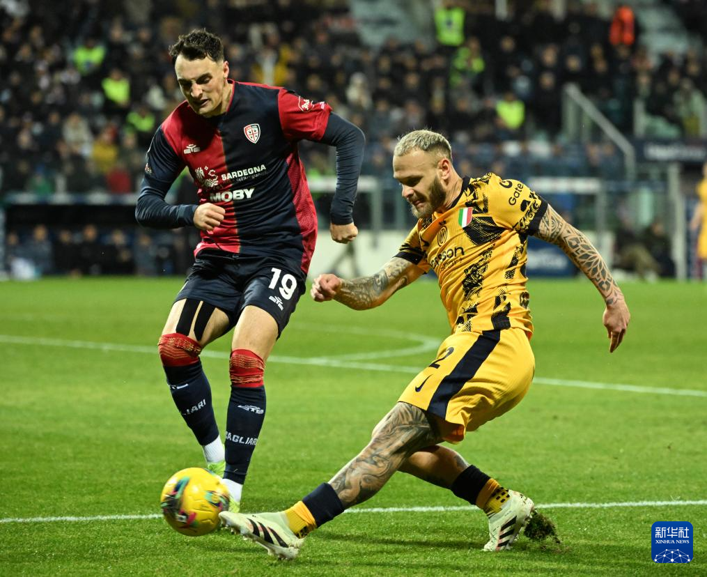 卡利亚里再获胜利,追赶领先球队 卡利亚里再获胜利,追赶领先球队