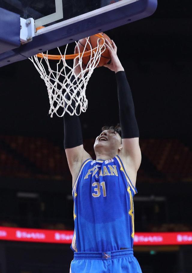 包含勒沃库森绝杀击败对手，实现反超成功的词条