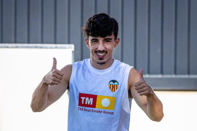 瓦伦西亚前锋神勇破门，帮助球队拿下重要胜利的简单介绍